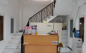 Reddoorz Near Plaza Simpang Lima